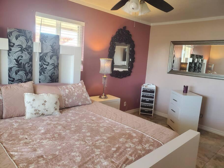Spacious West El Paso 19 Min From Airport, Fort Bliss Military Base Екстер'єр фото