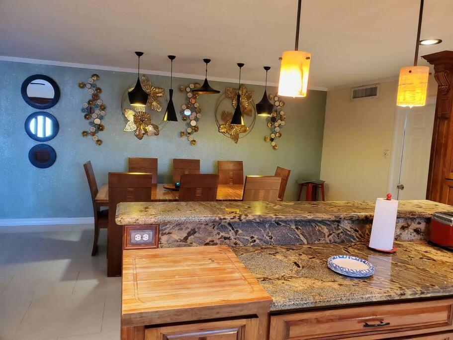 Spacious West El Paso 19 Min From Airport, Fort Bliss Military Base Екстер'єр фото